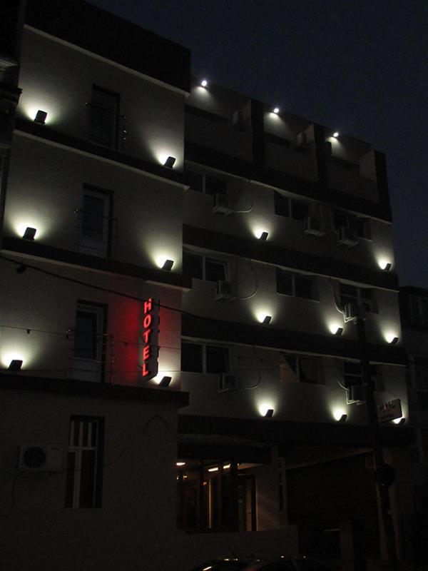 Hotel Uranus Bükreş Dış mekan fotoğraf