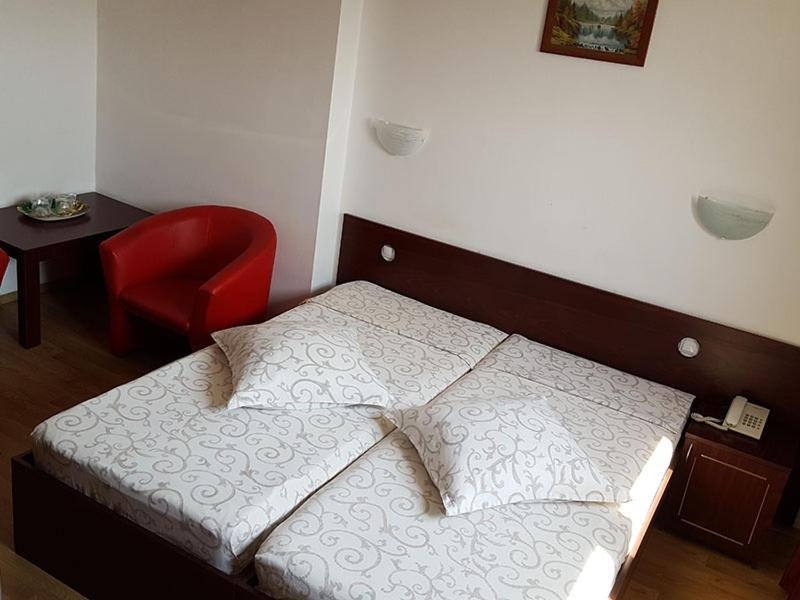 Hotel Uranus Bükreş Dış mekan fotoğraf